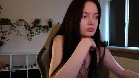 Anie online show from 06-30-26, 06:31