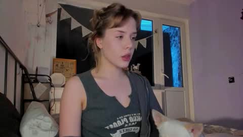 Amy online show from 02-08-26, 01:36