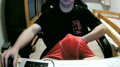 Cuteboy090 online show from 04-20-26, 01:58