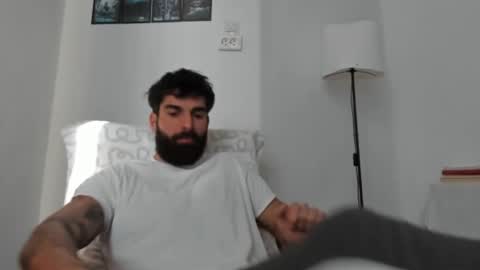 cuteeboy online show from 01-12-26, 09:36