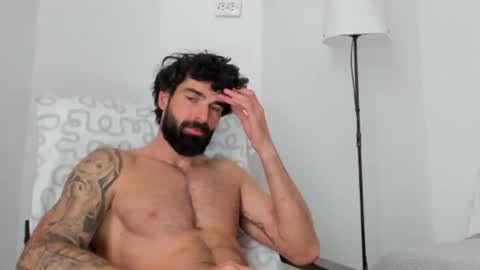 Snapshot of cuteeboy chatting on 05-07-26, 05:35 cuteeboy online show from 05-07-26, 05:35