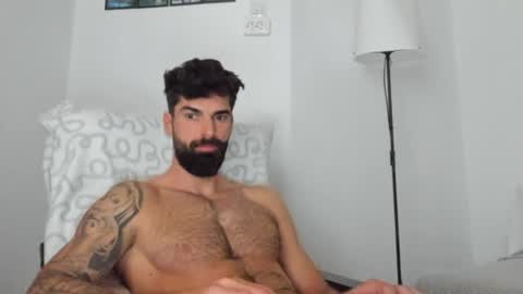 Snapshot of cuteeboy chatting on 05-23-26, 07:02 cuteeboy online show from 05-23-26, 07:02