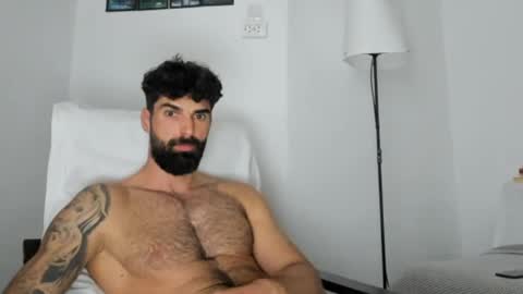 Snapshot of cuteeboy chatting on 05-26-26, 03:41 cuteeboy online show from 05-26-26, 03:41