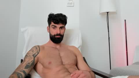 Snapshot of cuteeboy chatting on 05-29-26, 07:17 cuteeboy online show from 05-29-26, 07:17