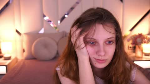 Foxy online show from 04-04-26, 01:52