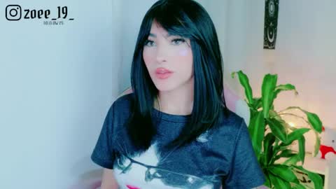 Zoe  online show from 06-01-26, 03:41