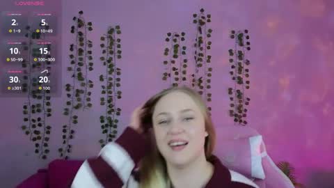 Snapshot of cutefever chatting on 05-17-26, 01:14 Amyy online show from 05-17-26, 01:14
