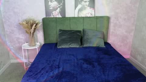 Snapshot of cutefever chatting on 05-18-26, 01:02 Amyy online show from 05-18-26, 01:02