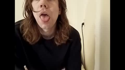 Cutegoth online show from 12-31-24, 11:31