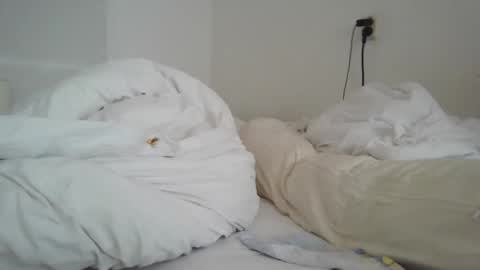 Snapshot of cuteguy6668889 chatting on 10-05-25, 11:08 Cutegoth online show from 10-05-25, 11:08