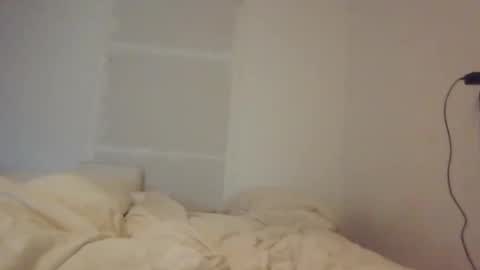 Snapshot of cuteguy6668889 chatting on 11-02-25, 01:57 Cutegoth online show from 11-02-25, 01:57