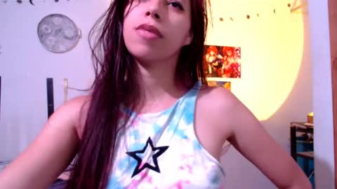 Snapshot of cutehaome chatting on 05-11-26, 11:13 haome online show from 05-11-26, 11:13