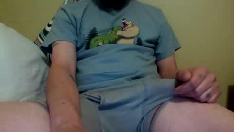 Snapshot of cutehungboi chatting on 11-18-25, 06:51 cutehungboi online show from 11-18-25, 06:51