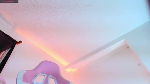 Snapshot of cutejess45 chatting on 07-02-26, 03:23 tell me jess online show from 07-02-26, 03:23