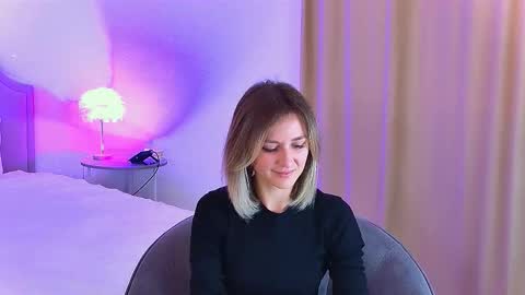 cutemirage online show from 10-08-25, 02:36