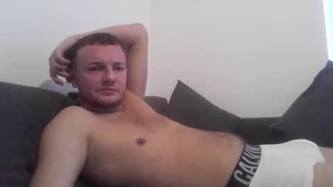 cutescottishlad online show from 10-09-25, 02:26