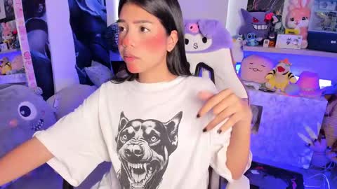 Snapshot of cutestephuwu chatting on 02-17-25, 09:30 - independent model online show from 02-17-25, 09:30