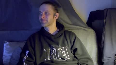Snapshot of cuteteddybare chatting on 04-25-26, 04:26 cuteteddybare online show from 04-25-26, 04:26