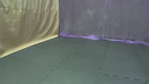 Snapshot of cutetinyasian143_ chatting on 10-20-25, 03:51 cutetinyasian143_ online show from 10-20-25, 03:51