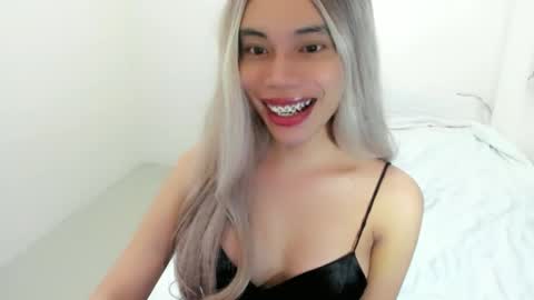 Snapshot of cutevera166 chatting on 03-23-26, 04:16 Vera online show from 03-23-26, 04:16