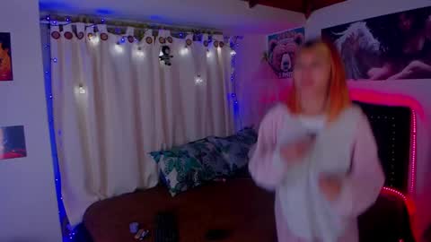 cuteweed420 online show from 01-27-25, 05:47