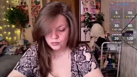 Snapshot of cutewhip chatting on 04-22-26, 01:23 cutewhip online show from 04-22-26, 01:23