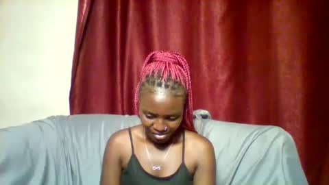 Snapshot of cutey_lunar chatting on 02-08-25, 06:33 cutey_lunar online show from 02-08-25, 06:33