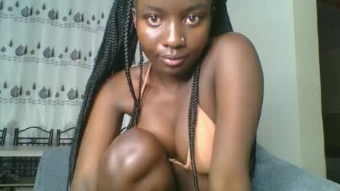 cutie_choco online show from 04-17-26, 06:22