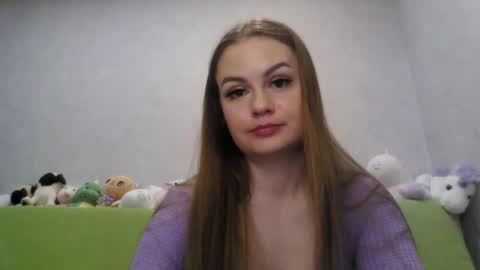 Snapshot of cutie_klo_ chatting on 05-07-26, 12:27 Chloe online show from 05-07-26, 12:27