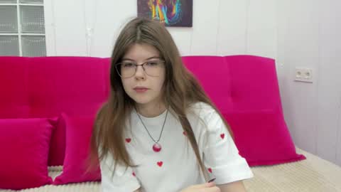 cutie_lory online show from 02-06-25, 08:39