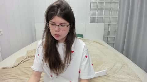 cutie_lory online show from 02-18-25, 04:37