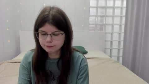 cutie_lory online show from 03-12-25, 02:09