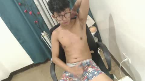 Snapshot of cutie_mico chatting on 06-27-26, 06:40 cutie_mico online show from 06-27-26, 06:40