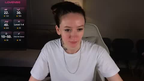 Snapshot of cutie_naughty_girl chatting on 07-04-26, 08:20 Kate online show from 07-04-26, 08:20