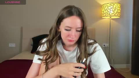 Snapshot of cutie_naughty_girl chatting on 07-11-26, 08:06 Kate online show from 07-11-26, 08:06