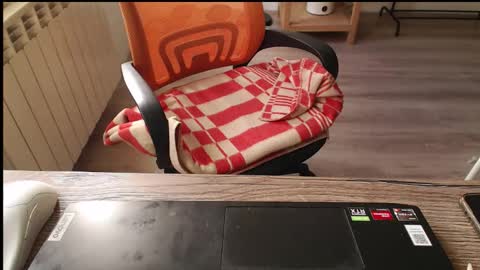 cutie_peach online show from 10-21-25, 12:17