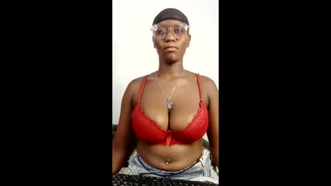 Snapshot of cutie_pumpkin_ chatting on 02-08-26, 01:53 CUTIE online show from 02-08-26, 01:53