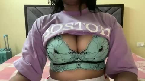 Snapshot of cutie_ruhi chatting on 06-07-26, 07:45 Ruhii online show from 06-07-26, 07:45
