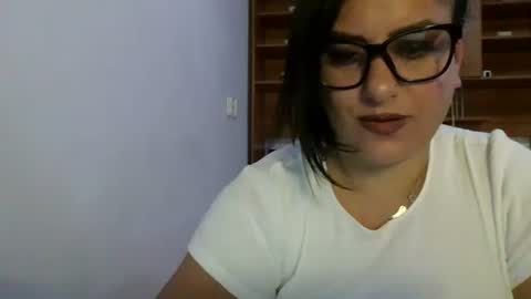 Snapshot of cutieammy chatting on 07-27-26, 10:28 Ami online show from 07-27-26, 10:28