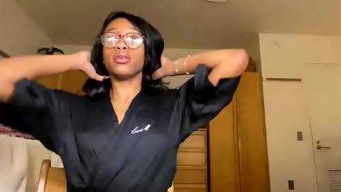 Snapshot of cutieeeva chatting on 02-19-26, 07:43 cutieeeva online show from 02-19-26, 07:43