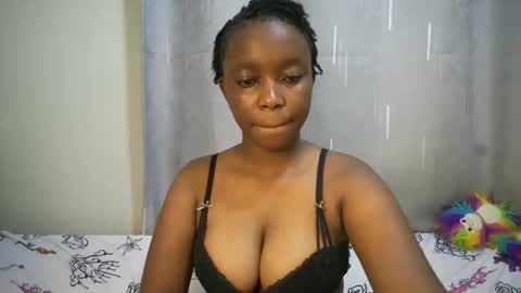 Snapshot of cutypookie chatting on 09-13-25, 05:40 cutypookie online show from 09-13-25, 05:40