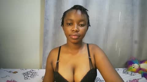 Snapshot of cutypookie chatting on 09-15-25, 06:13 cutypookie online show from 09-15-25, 06:13