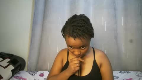 Snapshot of cutypookie chatting on 10-14-25, 06:52 cutypookie online show from 10-14-25, 06:52