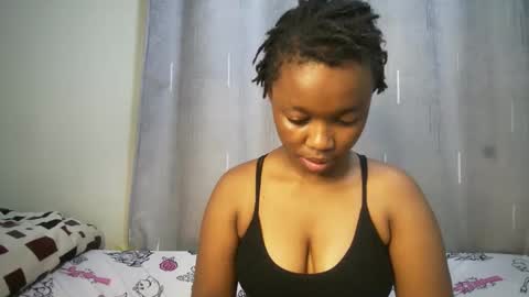 Snapshot of cutypookie chatting on 10-15-25, 07:41 cutypookie online show from 10-15-25, 07:41