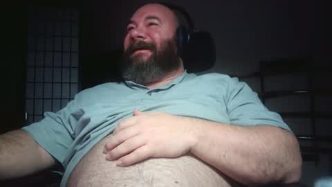 Snapshot of cwbyga chatting on 05-15-26, 07:26 Bubba Bull online show from 05-15-26, 07:26