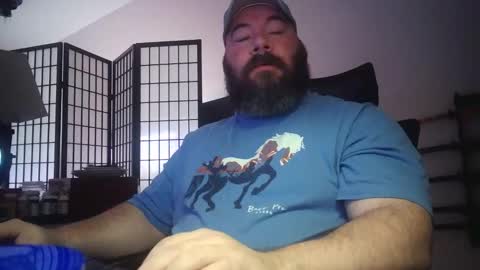 Snapshot of cwbyga chatting on 05-25-26, 07:20 Bubba Bull online show from 05-25-26, 07:20