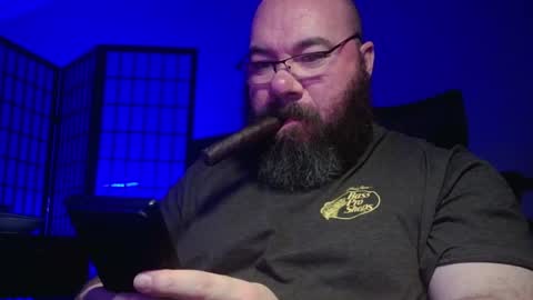 Snapshot of cwbyga chatting on 06-03-26, 03:20 Bubba Bull online show from 06-03-26, 03:20