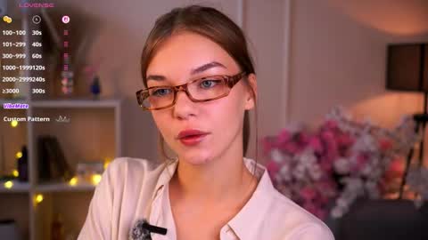 Cwen online show from 09-27-25, 07:30