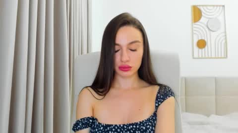 Snapshot of cyber_geisha chatting on 10-10-25, 06:29 Eva online show from 10-10-25, 06:29