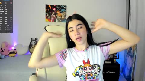 Snapshot of cyber_lizz chatting on 12-07-24, 05:37 Liz online show from 12-07-24, 05:37